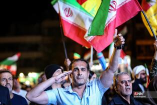 اجتماع مردمی در میدان انقلاب تهران