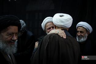 مراسم یادبود شهدای خانواده رهبر انقلاب در حرم عبدالعظیم حسنی(ع)