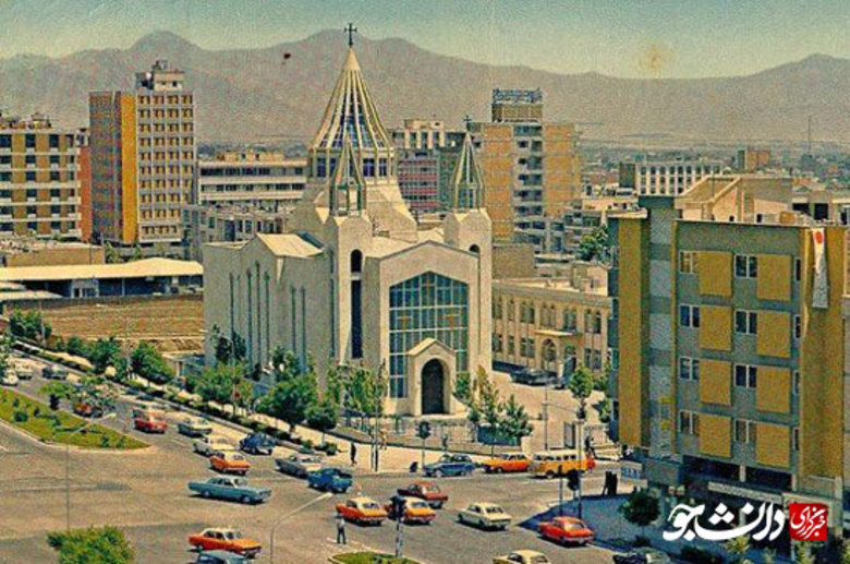 تقاطع کریمخان و ویلا، تهران ۱۳۵۴