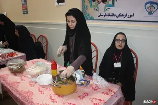 فروش غذا در دانشگاه لرستان به نفع بیماران هموفیلی