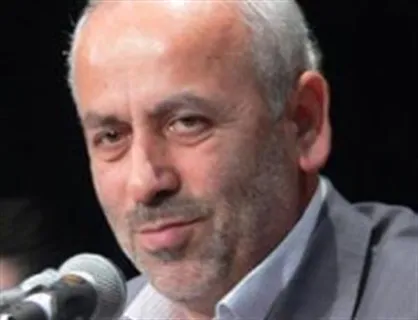 اکبری: دیپلماسی اقتصادی با همسایگان تعطیل است/ سیاست خارجی منسجم وجود ندارد