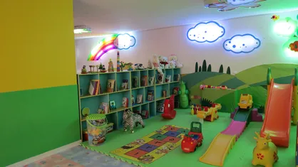 کلنگ ساخت مهدکودک و پیش دبستانی دانشگاه شیراز به زمین زده شد