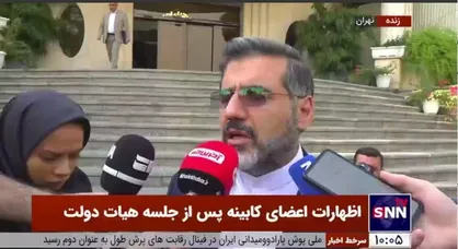 پاسخ وزیر ارشاد به سوالی درباره فعالیت بازیگرانی که &laquo;کشف حجاب&raquo; کردند: امکان فعالیت برای کسانی که قانون را رعایت نمی&zwnj;کنند فراهم نیست