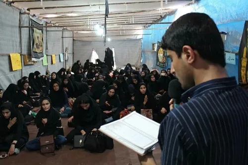 حضور صد نفر از دانشجویان دانشگاه شهید چمران اهواز در مرز چذابه به همت انجمن اسلامی این دانشگاه