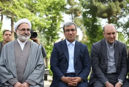 درخواست استاندار خراسان رضوی برای تشکیل ستاد ویژه برگزاری مراسم سالگرد حضور رهبر شهید در آرامگاه فردوسی