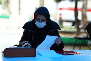 بازدید فرماندار تهران از ثبت نام انتخابات شورای شهر