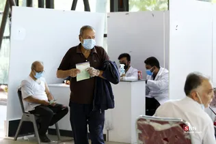 افتتاح مرکز واکسیناسیون بسیج دانشجویی