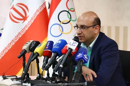 علی&zwnj;نژاد: کمیته المپیک دخالتی در امور فدراسیون&zwnj;ها ندارد