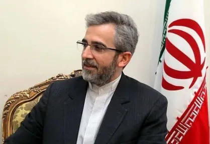 مذاکره کننده ارشد کشورمان عازم وین شد