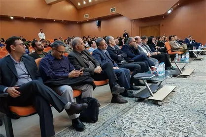 نشست هم&zwnj;اندیشی با موضوع &laquo;سازه&zwnj;های فولادی با جوش&zwnj;های مقاوم به زلزله&raquo; برگزار شد