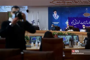 لعخم