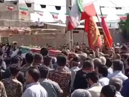 پیکر شهید مدافع وطن &laquo;وحید دالوند&raquo; در اندیمشک تشییع شد