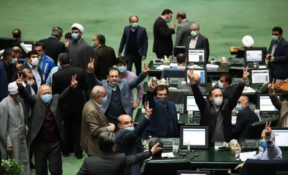 حرکت رونالدینیویی مجلس برای &laquo;طرح صیانت از فضای مجازی&raquo;؛ چرا ابتدا اصل ۸۵ لغو و دوباره تصویب شد؟