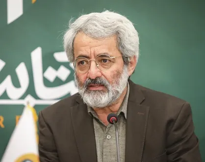 محسنی&zwnj;اژه&zwnj;ای باید با مبارزه با مفسدان احتمالی درون قوه قضائیه اعتبار دستگاه قضائی را تقویت کند