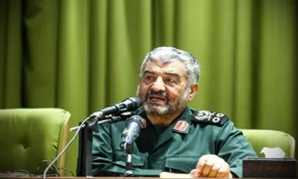 هزینه مقاومت برابر دشمن به مراتب پایین&zwnj;تر از هزینه سازش است/ تنگه هرمز یا برای همه یا هیچکس