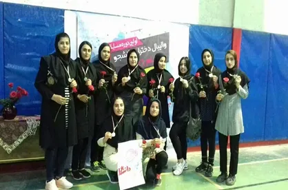 تیم دانشگاه شهید چمران در مسابقات والیبال دختران دانشجو دانشگاه&zwnj;های اهواز به مقام قهرمانی رسید