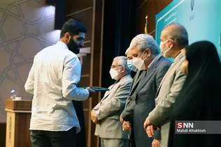 منخئدخ