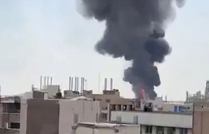 آتش در واحد ۷۰ پالایشگاه آبادان در حال خاموشی