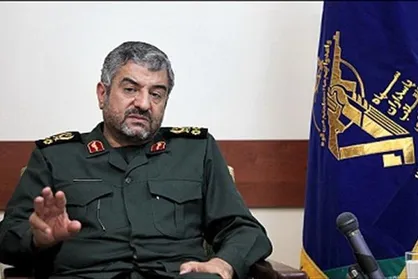 دشمن با زبان سلاح بیشتر آشناست