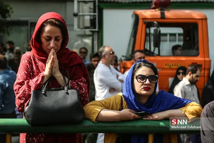مراسم تشییع پیکر مطهر ۱۵۰ شهید دفاع مقدس در تهران- 2