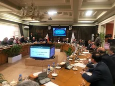 اقتصاد زیارت باید فقر را در خراسان رضوی ریشه‌کن کند