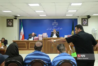 جلسه رسیدگی به اتهامات متهمان پرونده شرکت کیمیا خودرو
