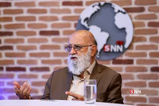 حضور مهدی چمران در خبرگزاری