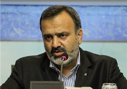 دانشگاه نباید دانش آموختگانی تربیت کند که تنها جذب دستگاه&zwnj;های دولتی شوند