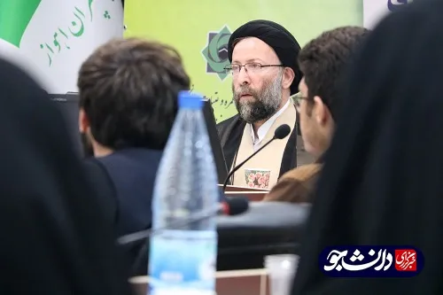 نشست صمیمی مسئول نهاد رهبری در دانشگاه‌های خوزستان با مجموعه‌های دانشجویی دانشگاه شهید چمران اهواز