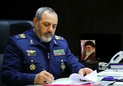 وزیر دفاع به علی لاریجانی تبریک گفت