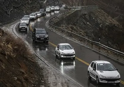 در فصل بارندگی با سرعت مطمئنه رانندگی کنید