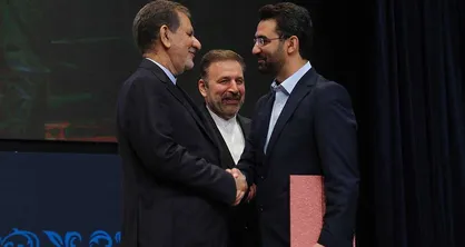 گزینه&zwnj;ی دوقطبی&zwnj;سازی اجتماعی روی میز اصلاح&zwnj;طلبان با هدف انتخاباتی/ خیز بلند آذری&zwnj;جهرمی و جهانگیری برای 1402؟