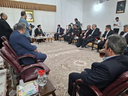 امام جمعه شهرکرد: راه&zwnj;آهن و اشتغالزایی، کلید توسعه چهارمحال و بختیاری است