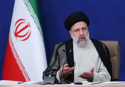 آیت الله رئیسی: اقدامات اثرگذار برای ثبات در بازار، کنترل قیمت&zwnj;ها و تامین مواد اولیه ضروری است/ وزارتخانه&zwnj;های صمت و جهاد کشاورزی برای حل مشکلات معیشت روزانه مردم تدبیر کنند