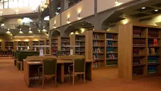 کتاب‌های مازاد خود را به کتابخانه ملی بدهید