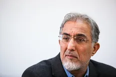 چرا مردم هزینه بی تدبیری‌ها را بدهند؟! / دولت و مجلس براي افزايش نرخ ارز زمينه سازي مي كنند