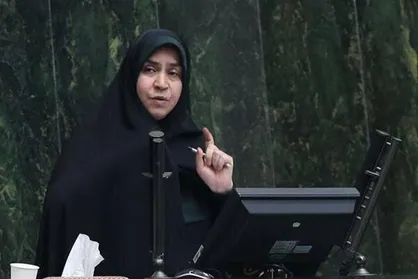واکنش بسیج دانشجویی دانشگاه آیت الله بروجردی به حضور نمایشی نماینده بروجرد در این دانشگاه