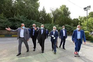 وزیر علوم تحقیقات و فناوری