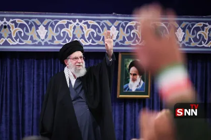 رهبر انقلاب: ما داغدار و عزادار خون&zwnj;های ریخته شده در فتنه دی&zwnj;ماه هستیم/ خطرناک&zwnj;تر از ناو، سلاحی است که می&zwnj;تواند آن را به قعر دریا بفرستد + فیلم