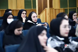 نشست وحید جلال زاده در دانشگاه آزاد اسلامی