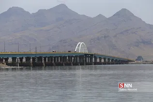 بالا آمدن سطح آب دریاچه ارومیه