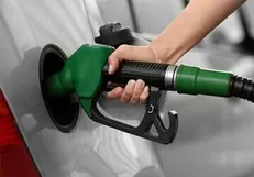 سوخت هواپیما در ایتالیا جیره‌بندی شد