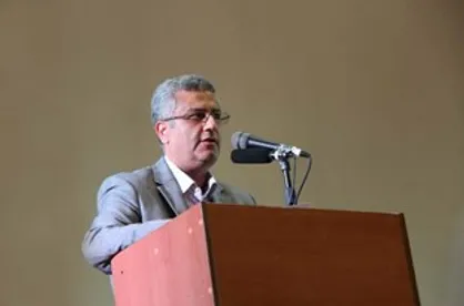 مسئولان وزارت نفت با سعه صدر دغدغه دانشجویان دانشگاه نفت را بشنوند
