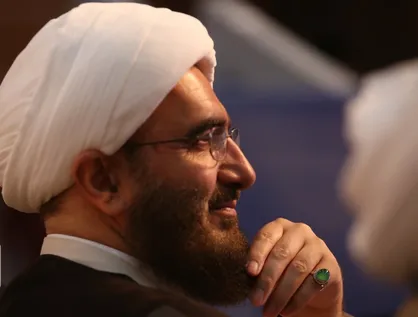 امام جمعه اهل سنت زاهدان با نماینده رهبر انقلاب دیدار کرد