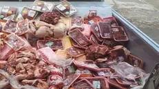 شناسایی و توقیف فرآورده‌های گوشتی غیراستاندارد در البرز/ پایش بازار در بحبوحه جنگ رمضان