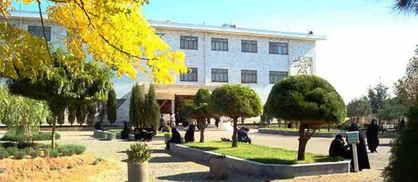 دانشجویان باید از مسائل سیاسی کشور آگاه باشند