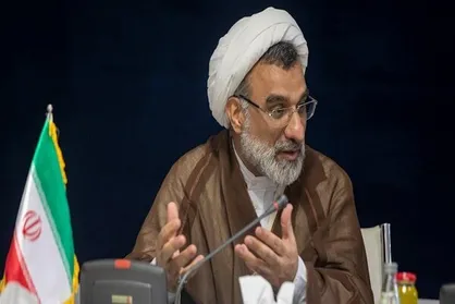 حدود ۷۰ درصد استادان در تولید علم مشارکت ندارند