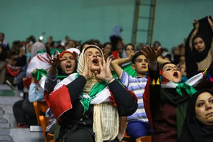 اعتراض روزنامه جمهوری اسلامی به دولت؛ تاکتیکی یا صادقانه؟!