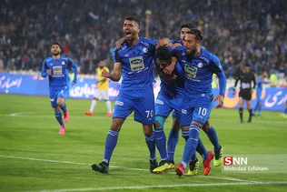 برتری سه بر صفر استقلال تهران مقابل صنعت نفت آبادان