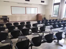 پاسکاری تعطیلی دانشگاه‌ها میان مسئولان / دانشگاه‌هایی که بی تدبیر مجازی شدند!